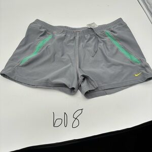 Nike women’s compression‎ shorts sz XL